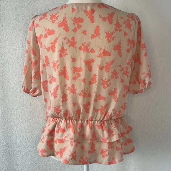 Kaileigh | Floral Peplum Blouse (M) - Picture 3 of 5